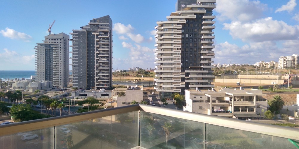 אקסודוס 3 אשדוד