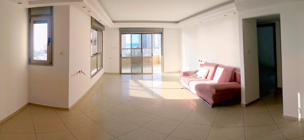 אקסודוס 3 אשדוד