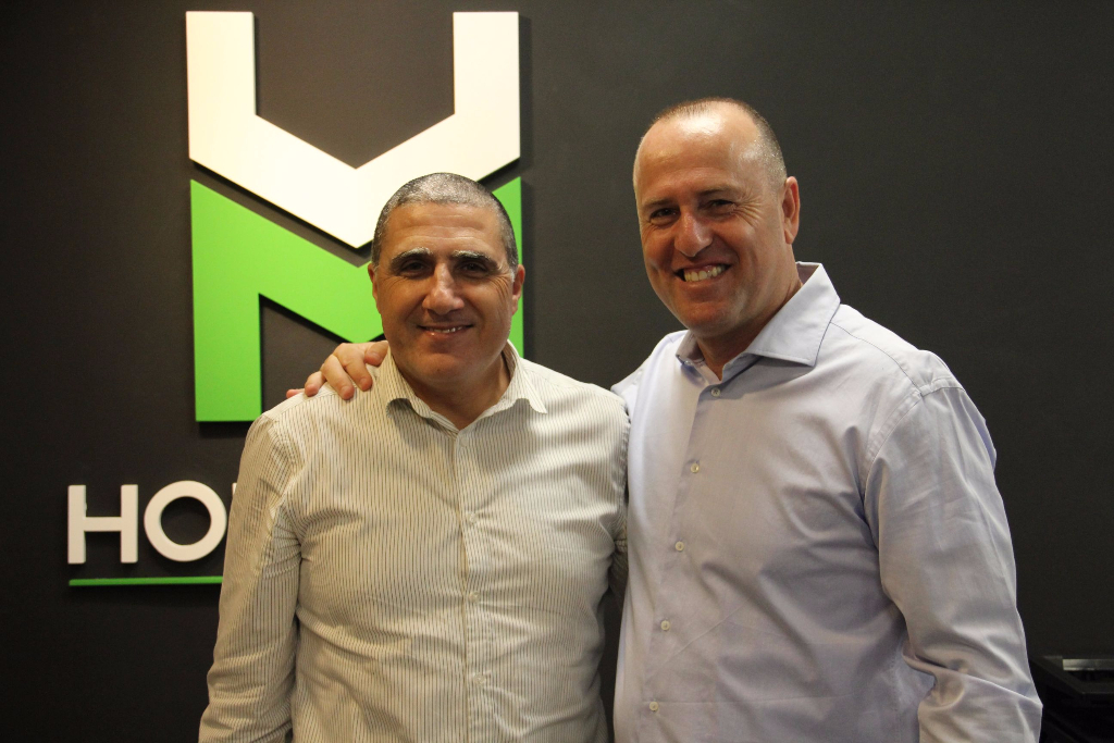 השקה הומנטור