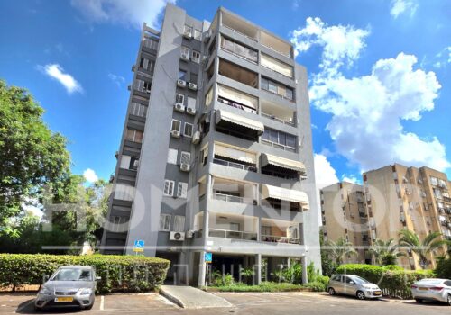 למכירה דירת 4 חד' ברובע ד' אשדוד למכירה דירת 4 חד' ברובע ד' אשדוד
