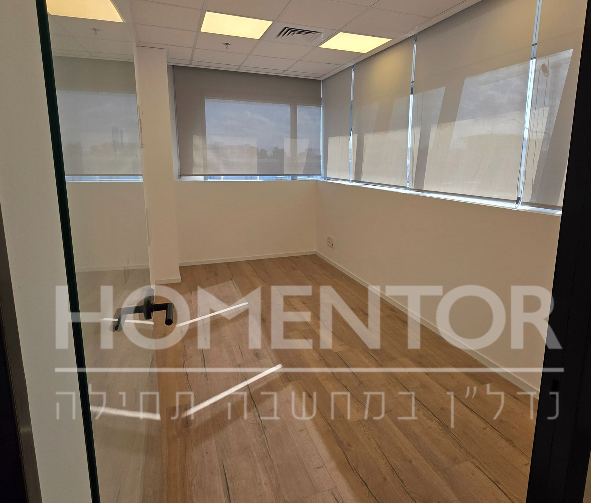 משרד חדש פנורמי פינתי A2.47