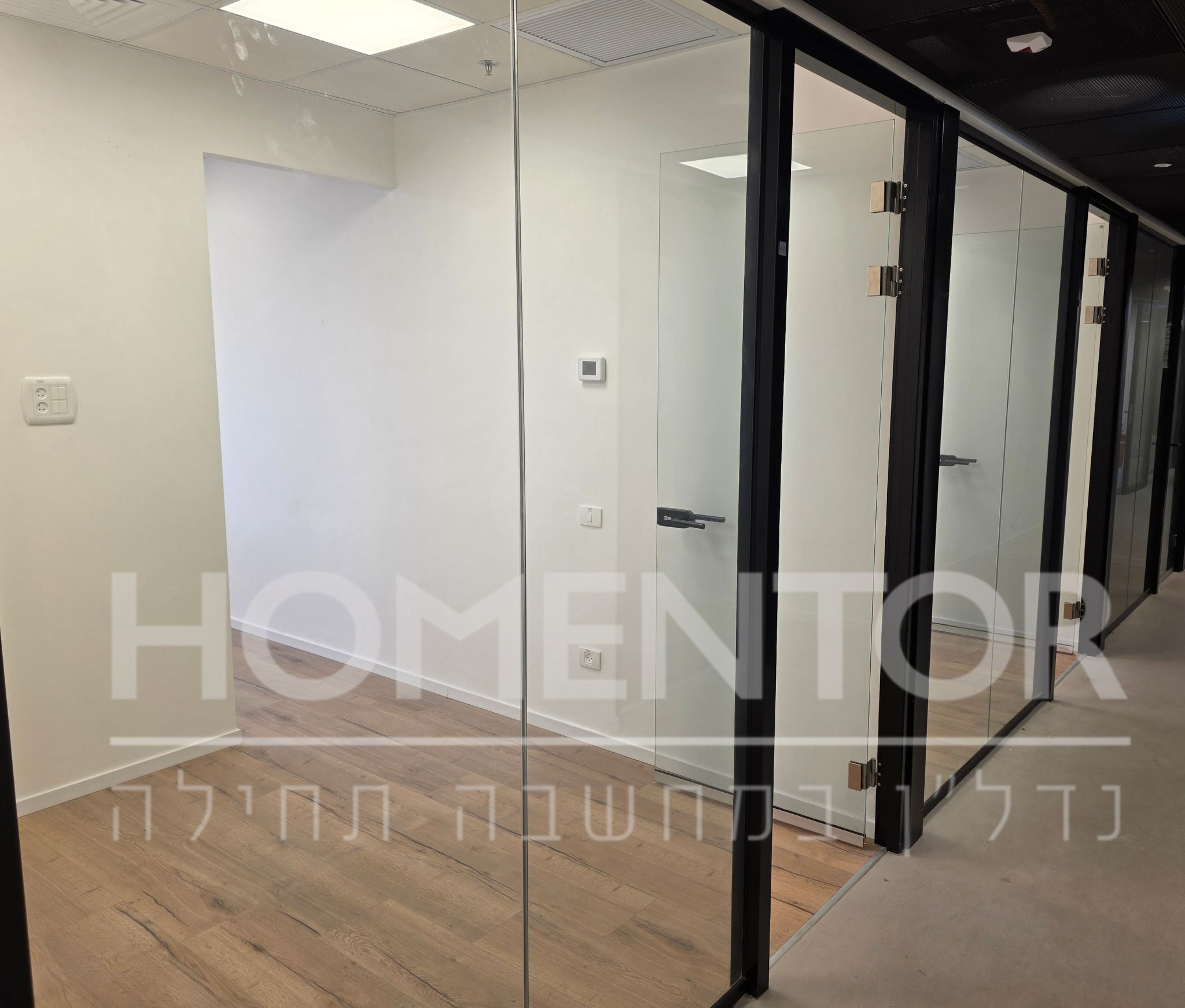 משרדים במיקום מרכזי במתחם ריף A2.22.23