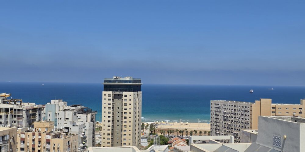 נוף מהקומה העשירית